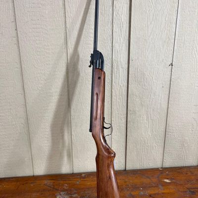 Sale Photo Thumbnail #358: Break-Barrel Spring-Piston Air Rifle