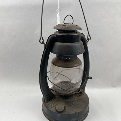 Sale Photo Thumbnail #283: Embury No. 2 Air Pilot Kerosene Lantern