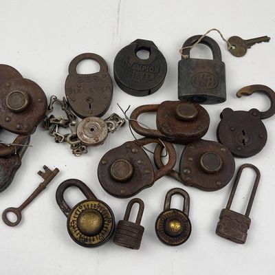Sale Photo Thumbnail #505: Junkunc, Champion & Sinclair Padlocks