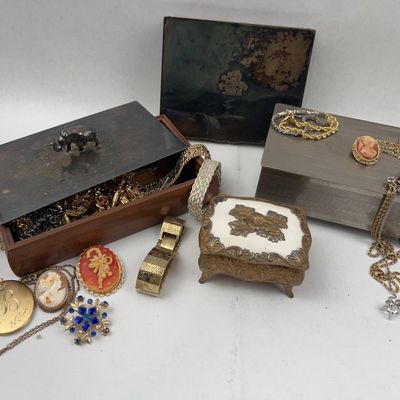 Sale Photo Thumbnail #325: Vtg Costume Jewelry & 3 Jewelry Boxes