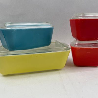 American Pyrex Primary Refrigerator Set