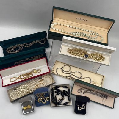 Sale Photo Thumbnail #512: Costume & Fine Jewelry w/ 14K Gold Pair