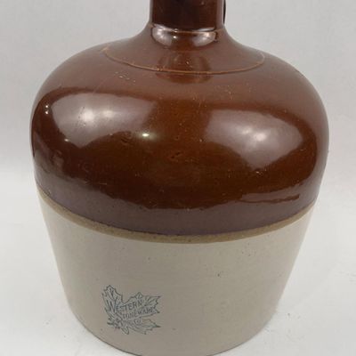 Sale Photo Thumbnail #115: Western Stoneware Co Maple Leaf Jug