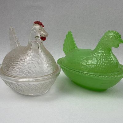 Sale Photo Thumbnail #196: Pair Vtg Pressed Glass Hen on Nest