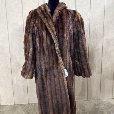 Sale Photo Thumbnail #447: Midwest Fur Co. Let-Out Muskrat Coat