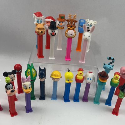 Sale Photo Thumbnail #506: 26 PEZ Disney & Licensed Dispensers