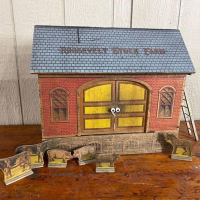 Sale Photo Thumbnail #177: Roosevelt Stock Farm Toy Barn & Animals