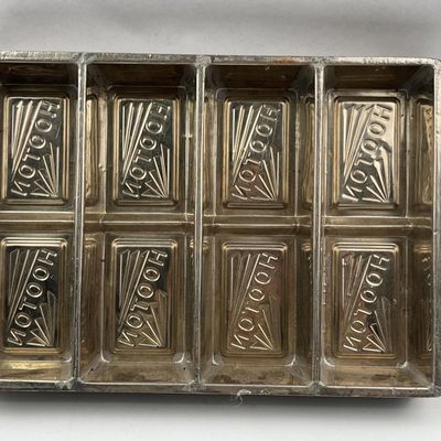 Sale Photo Thumbnail #201: Hooton Chocolate Co. 8-Bar Metal Mold