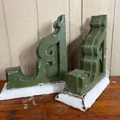 Sale Photo Thumbnail #288: Pair Victorian Painted Wood Corbels