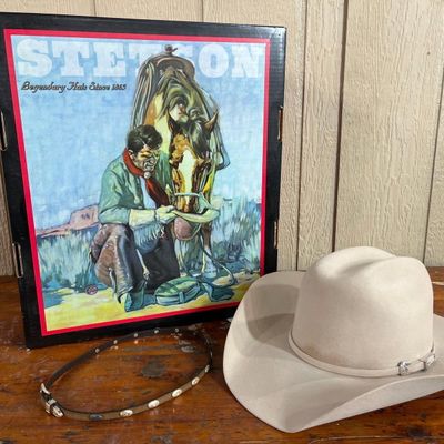 Sale Photo Thumbnail #374: Serratelli 2X Fur Felt Cowboy Hat & Box