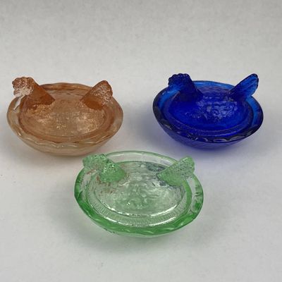 Sale Photo Thumbnail #520: Trio Pressed Glass Hen on Nest Dishes