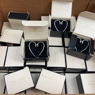 Sale Photo Thumbnail #216: Boxed Sarah Coventry Vtg Heart Brooches