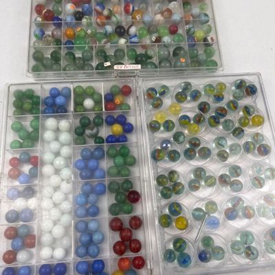 Sale Photo Thumbnail #180: Vtg Glass Marbles, Uranium & Cat's Eyes