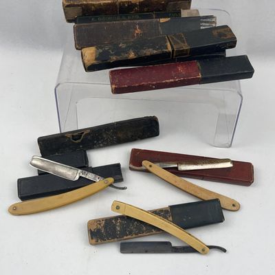 Sale Photo Thumbnail #102: 10 Vtg C-Mon & Union Razors w/ Coffins