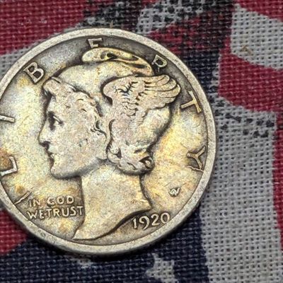 Sale Photo Thumbnail #31: 1920 Mercury 90% Silver Dime