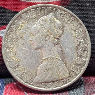 Sale Photo Thumbnail #190: 1958 Italy 500 83.5% Silver Lire - 11 Grams