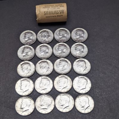 Sale Photo Thumbnail #275: (20) 1964 Kennedy Half Dollars, 90% Silver, Gem BU From O.G.R The Two Toned Coins are The Ends