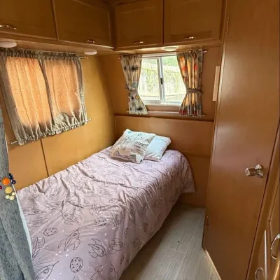 Sale Photo Thumbnail #31: Holiday House Travel Trailer 