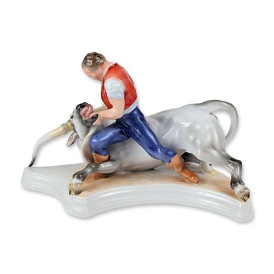Sale Photo Thumbnail #273: Herend Hungary Porcelain Wrestling Bull Figurine