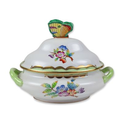 Sale Photo Thumbnail #328: Herend Hungary Queen Victoria Porcelain Mini Tureen