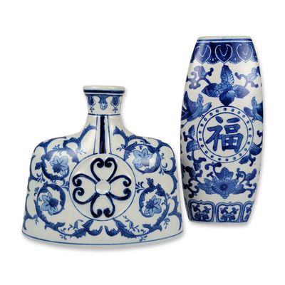 Sale Photo Thumbnail #260: 2pc Chinese Blue and White Geometric Porcelain Vases