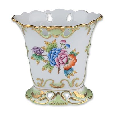 Sale Photo Thumbnail #29: Herend Hungary Queen Victoria Porcelain Vase