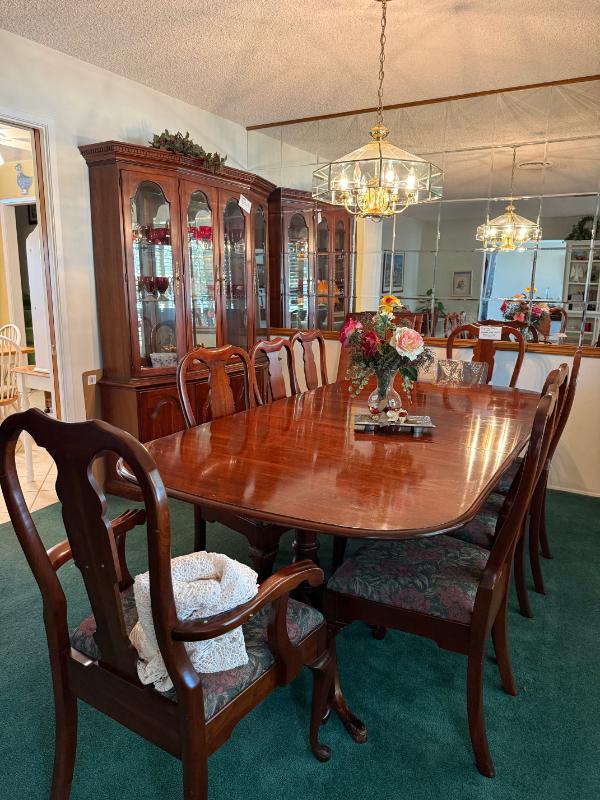 Countryside charm Estate Sale in East Bakersfield 🎉