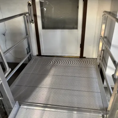 Prairie View Industries Adjustable Height Wheelchair Ramp Landing