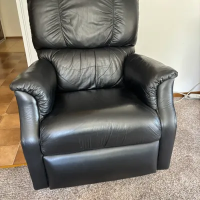 Black Lazy Boy Recliner