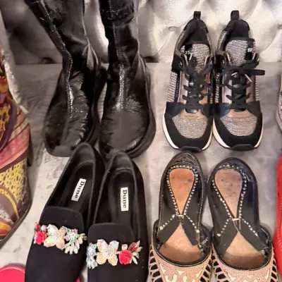 Sale Photo Thumbnail #171