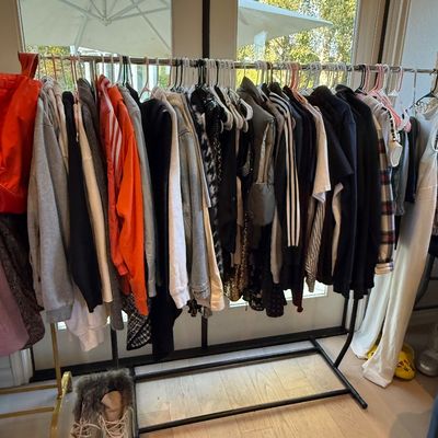 Sale Photo Thumbnail #149