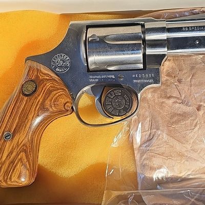 Sale Photo Thumbnail #275: Taurus Model 85CH .38 Special Revolver
