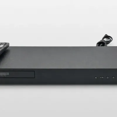 LG 4K Ultra HD Blu-ray Disc Player with Remote