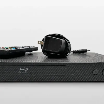 LG BP350 Network Blu-ray DVD Player Full HD 1080p with Remote and Power Adapter