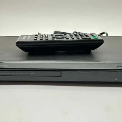 Sony DVP-SR200P CD DVD Player Progressive Scan with Remote