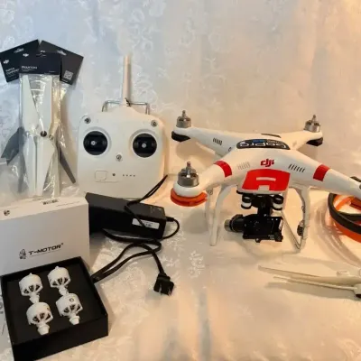 dji Phantom 2  Drone With Gimble Rig & GoPro Strap