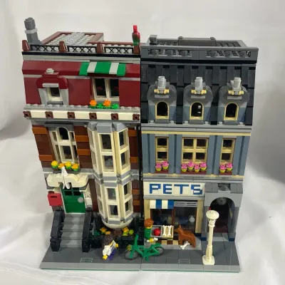 LEGO Creator Pet Shop 