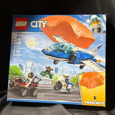 New Lego City Sky Police Parachute Arrest 60208 