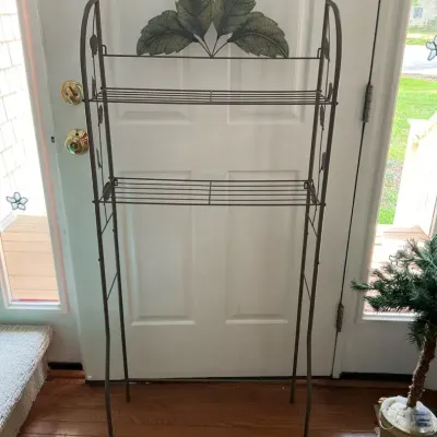 2 Tiered Metal Plant Stand With Decorative Leaves