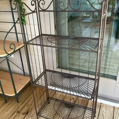 Collapsible Metal Shelf