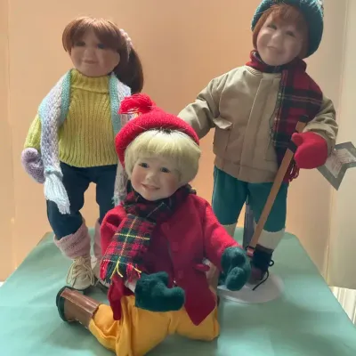 Trio Of Winter Themed Dolls From Ashton Drake Galleries