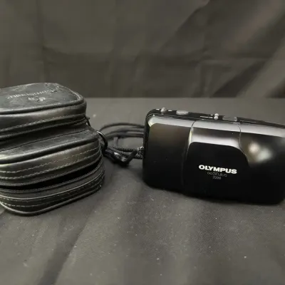 Olympus Stylus Zoom 35–70mm 35mm Film Camera | Carrying Case
