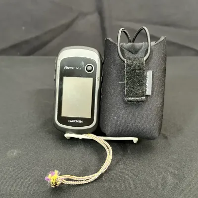 Garmin eTrex 30x Handheld GPS | Protective Case