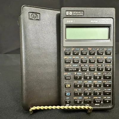 Hewlett-Packard 32S II RPN Scientific Calculator | Case