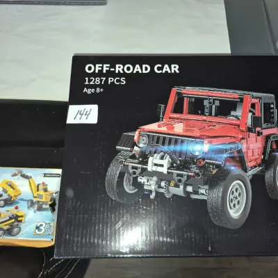 Sale Photo Thumbnail #268