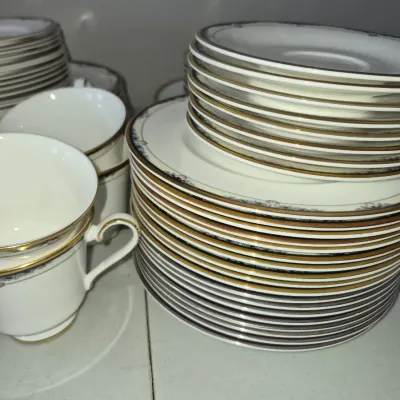 Sale Photo Thumbnail #577