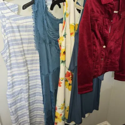 Sale Photo Thumbnail #744