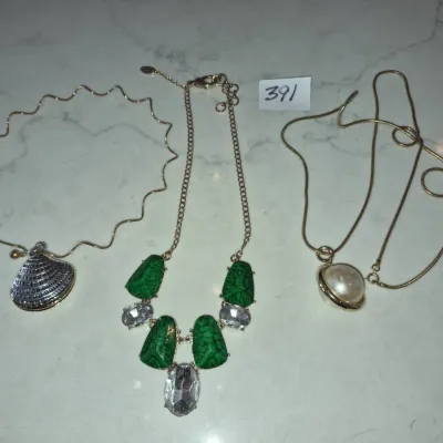 Sale Photo Thumbnail #653