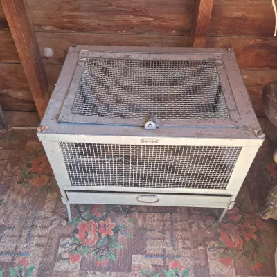 Two small wire cages - great for transporting small animals - Wahmann