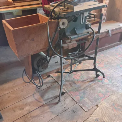 Vintage Sears Craftsman bench table saw